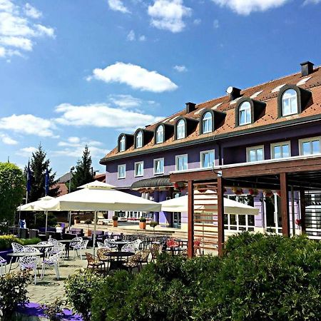 Hotel Phoenix Sesvete Bagian luar foto