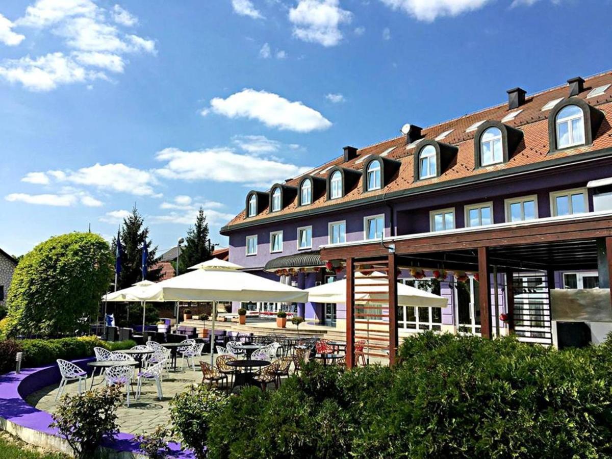 Hotel Phoenix Sesvete Bagian luar foto