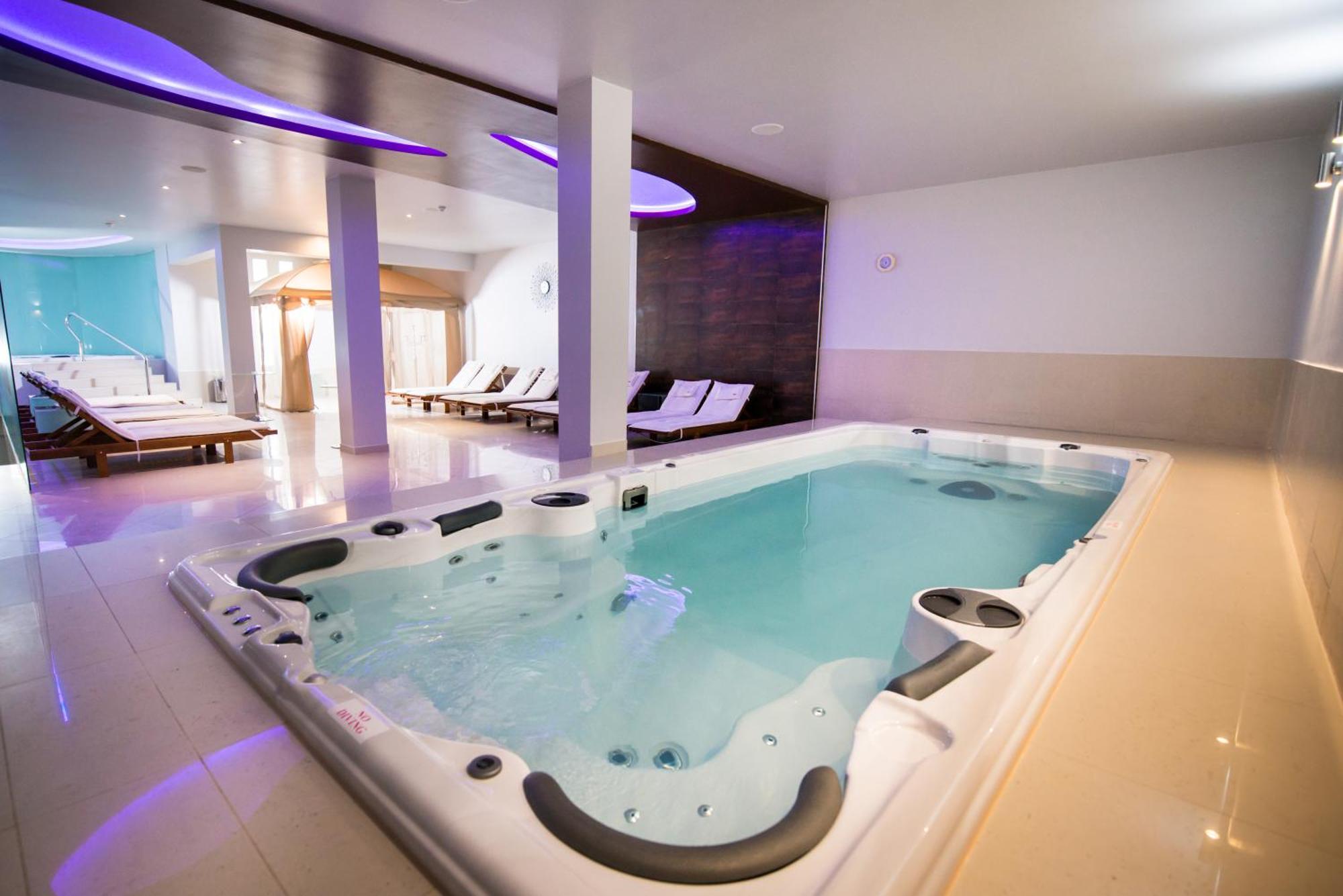 Hotel Phoenix Sesvete Bagian luar foto