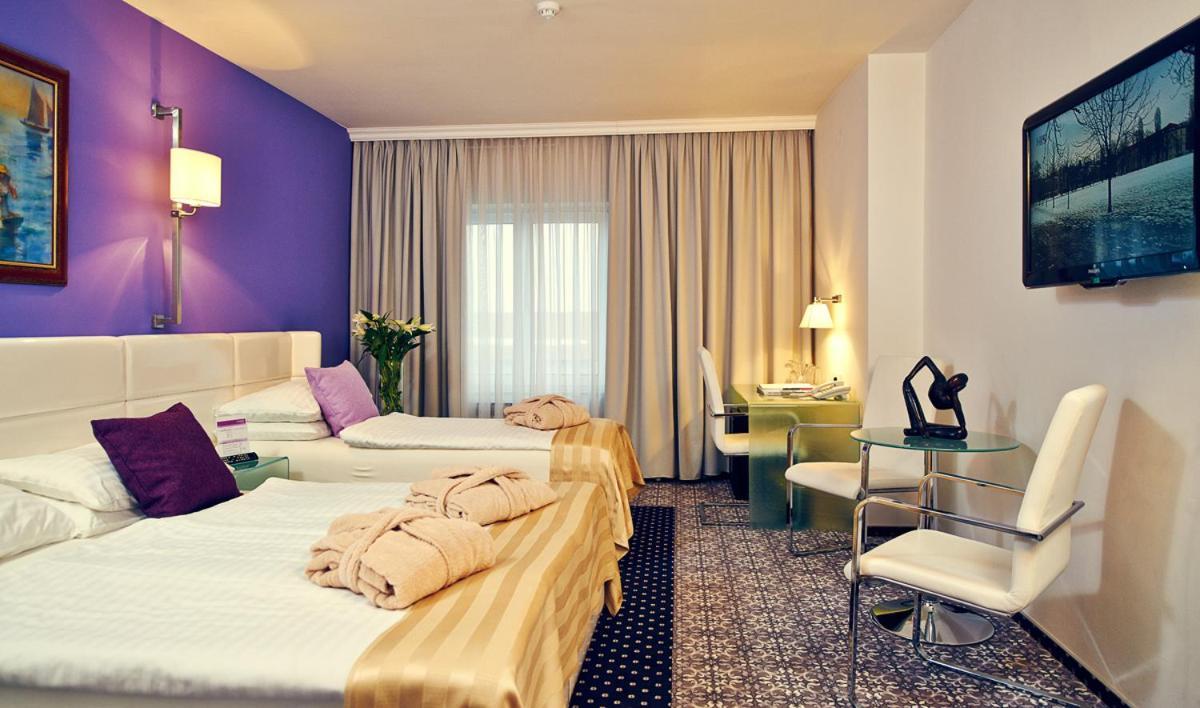 Hotel Phoenix Sesvete Bagian luar foto