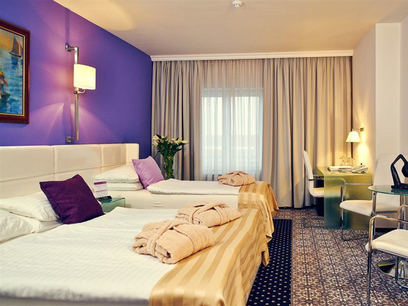 Hotel Phoenix Sesvete Bagian luar foto