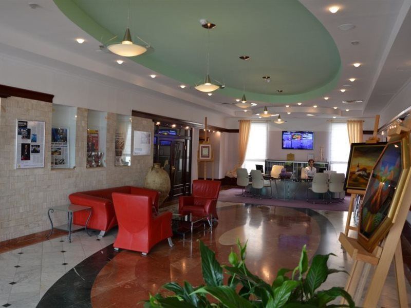 Hotel Phoenix Sesvete Bagian luar foto