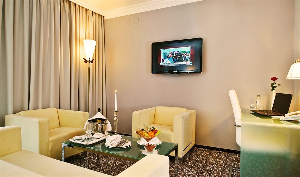 Hotel Phoenix Sesvete Bagian luar foto
