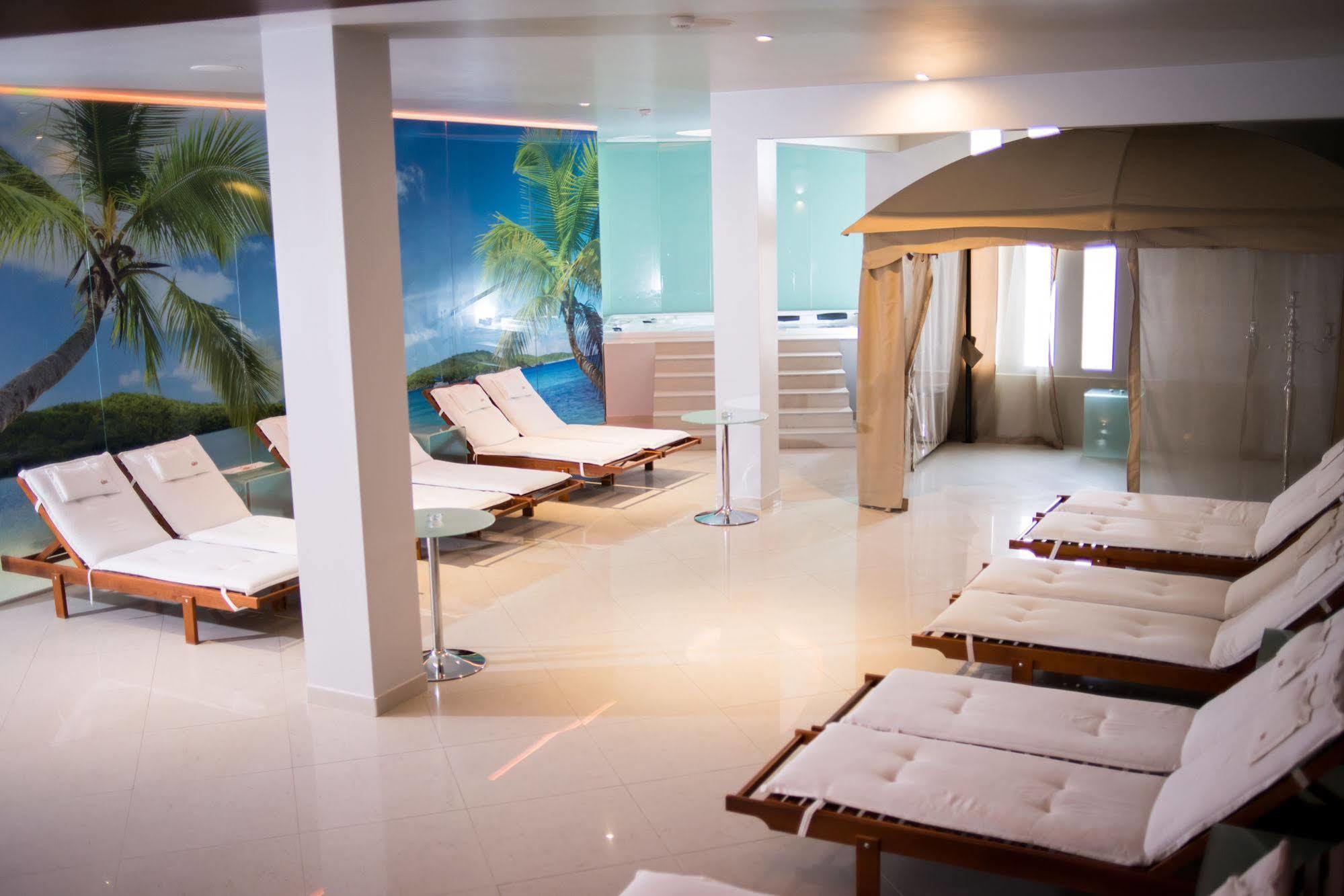 Hotel Phoenix Sesvete Bagian luar foto